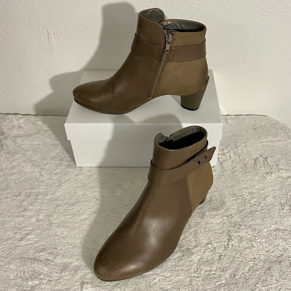 Ecco Leather Sculptured 45 Heeled Ankle Boots Size 36 EU (5/5.5 US) Tan Khaki